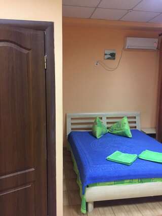 Гостевой дом Inn DO-RE-MI Севастополь Двухместный номер с 1 кроватью и собственной ванной комнатой-16